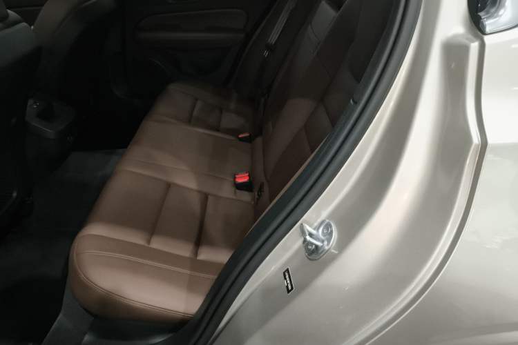 Used Volvo S60 2024 B4 Zhiyi Luxury Edition
