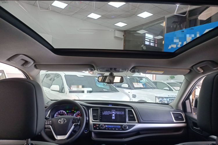 Used Toyota Highlander 2017 2.0T Four-Wheel Drive Luxury Edition 7 Seats
