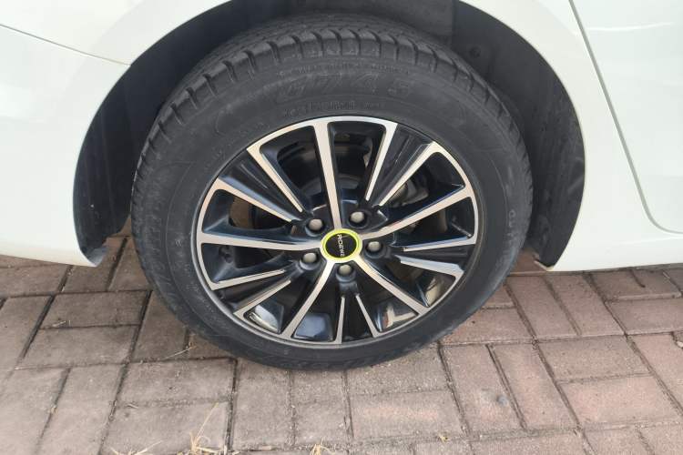 Used Roewe i5 2021 Revised Version 1.5L CVT Diamond Edition
