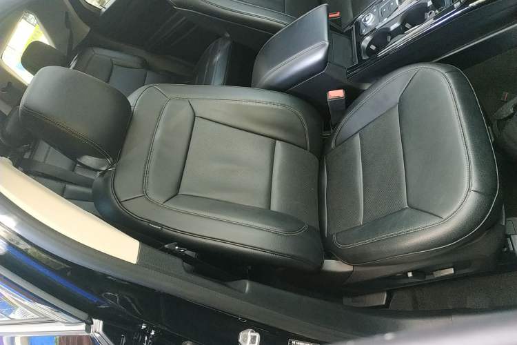 Used Ford Explorer 2020 EcoBoost 285 4x4 Trend Edition 7-Seater