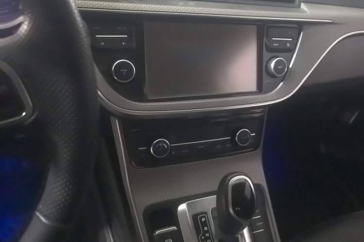 Used Geely Auto Emgrand GS 2016 Elegant Edition 1.3T Automatic LingShang Model
