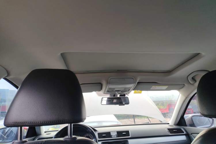 Used Volkswagen Passat 2014 1.8TSI DSG Prestige Edition
