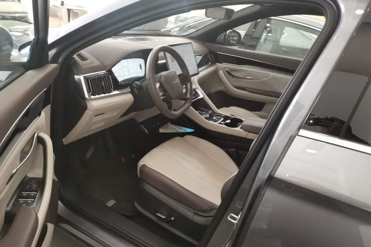 Used BYD Song PLUS New Energy 2025 EV 520km Premium Version
