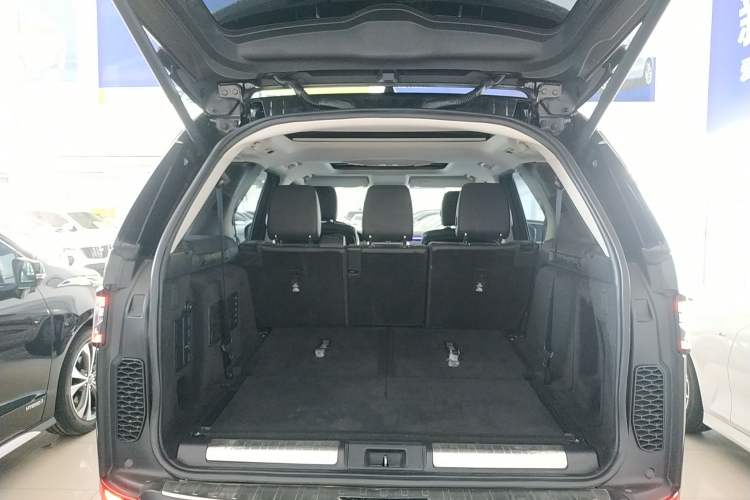 Used Land Rover Discovery 2020 2.0T SE