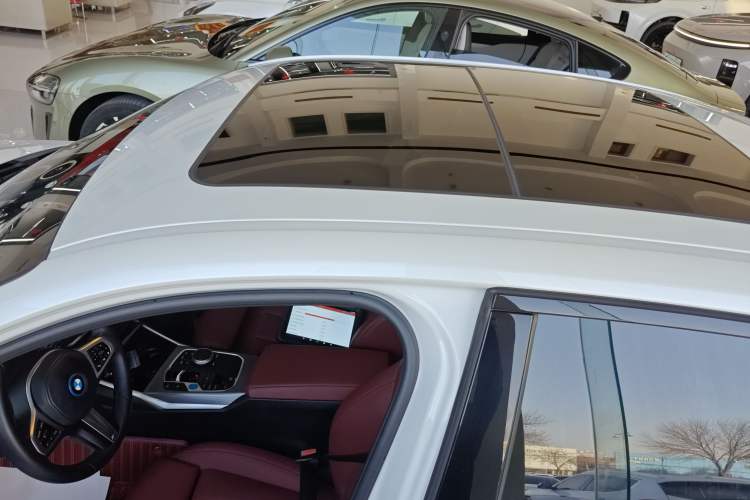 Used BMW i3 2023 eDrive 40 L Midnight Edition