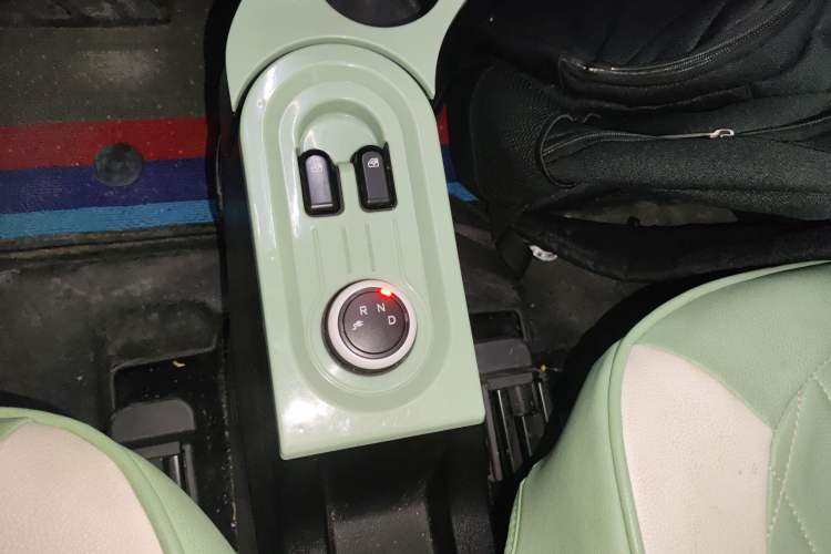 Used Wuling Hongguang MINIEV 2022 Macaron Fashion Edition Lithium-Nickel-Cobalt-Alpha-oxide
