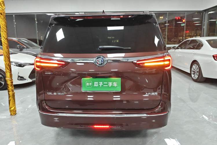 Used Buick GL8 2022 ES Landtrek 653T Luxury Edition