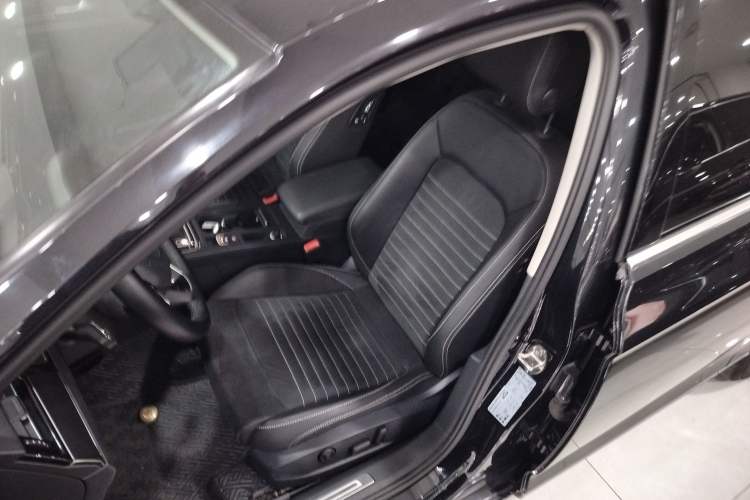 Used Volkswagen Magotan 2020 330TSI DSG Luxury Edition
