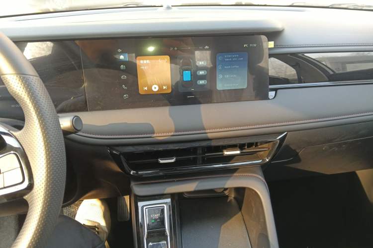 Used Roewe i5 2023 1.5L CVT Luxury Edition
