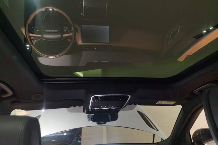 Used Land Rover Range Rover Velar 2024 Dynamic HSE
