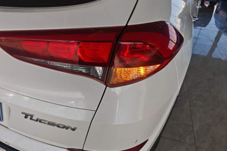 Used Hyundai Tucson 2015 1.6T Dual-Clutch Two-Wheel-Drive Smart Model
