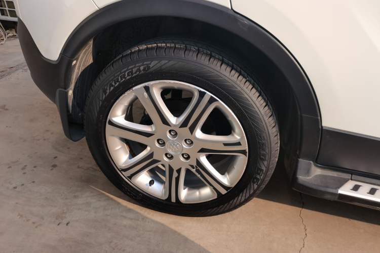 Used Buick Encore 2015 1.4T Automatic Two-Wheel Drive Urban Elite Version
