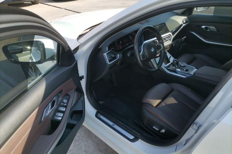 Used BMW 3 Series 2022 Restyled 320Li M Sport Package
