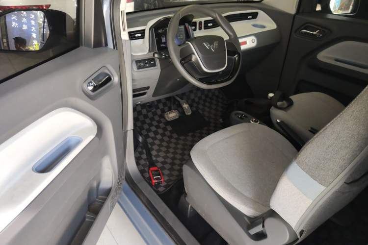 Used Wuling Hongguang MINIEV 2022 Macaron Premium Model – Lithium Iron Phosphate
