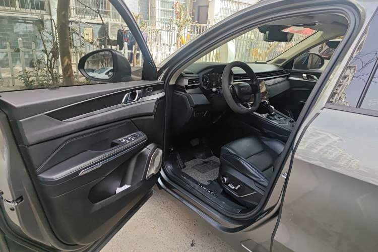 Used Lynk & Co 01 2021 2.0TD Two-Wheel-Drive Pro Trim
