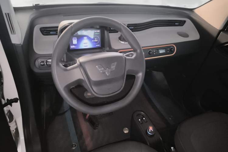 Used Wuling Hongguang MINIEV 2020 Enjoyment Model Lithium Iron Phosphate
