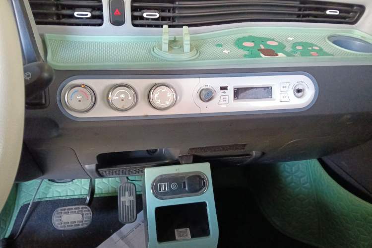 Used Wuling Hongguang MINIEV 2022 Macaron Premium Model – Lithium Iron Phosphate
