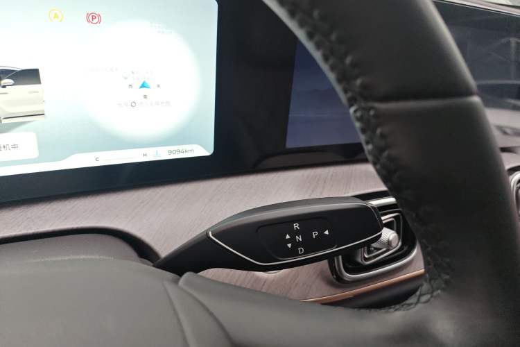 Used Chery Tiggo 9 2025 2.0T Automatic Two-Wheel Drive Luxury Edition 5 Seats
