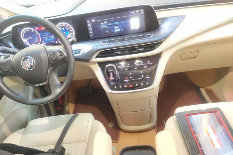 Used Buick GL8 2022 ES Landtrek 653T Flagship Model
