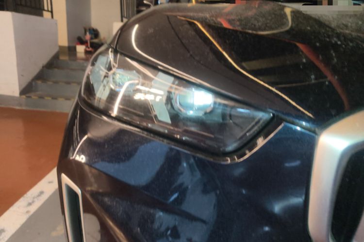 Used BMW X5 2023 xDrive 30Li Luxury M Sport Package
