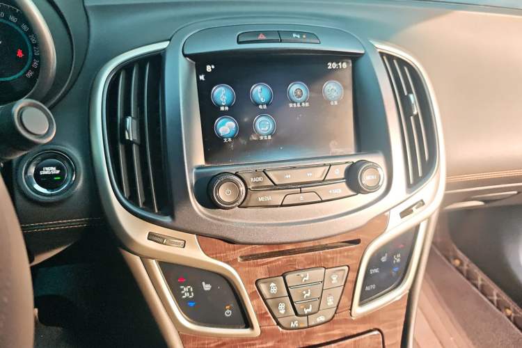 Used Buick LaCrosse 2013 2.4L SIDI Leading Comfort Version
