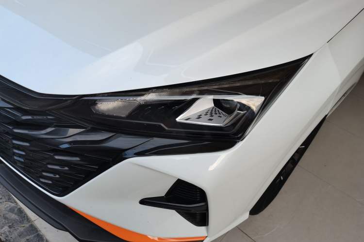 Used Dongfeng Aeolus Yixuan 2023 Mach Edition 1.5L Automatic Chasing Shadow Version