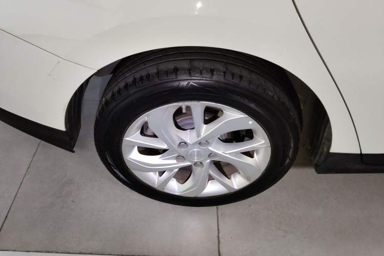 Used Buick Velite 6 2023 430km Range Commuter Version
