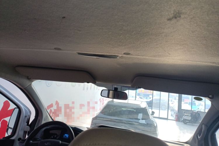 Used Ford Transit 2017 2.0T Diesel Multi-Purpose Commercial Vehicle Short Wheelbase Low Roof China V Standard
