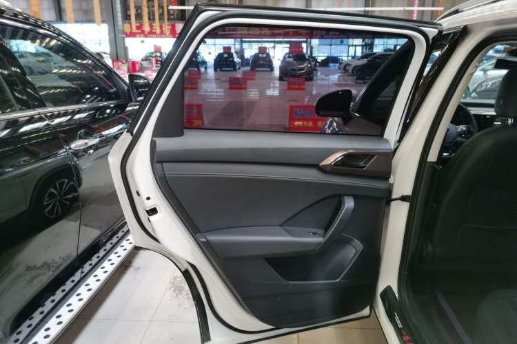 Used Volkswagen Tharu 2020 280TSI Two-Wheel Drive Luxury Edition China VI Standard
