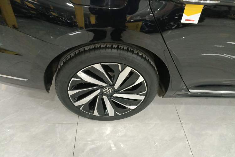 Used Volkswagen Passat 2024 380TSI Luxury Edition
