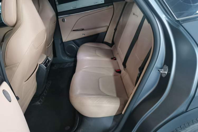 Used ARCFOX Alpha T5 2024 520 PRO