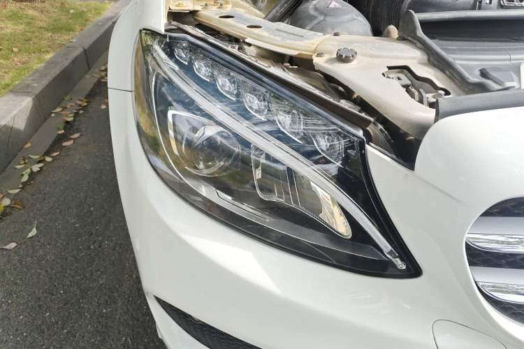 Used Mercedes-Benz C-Class 2017 Restyled C 180 L Fashion Edition Sport Version
