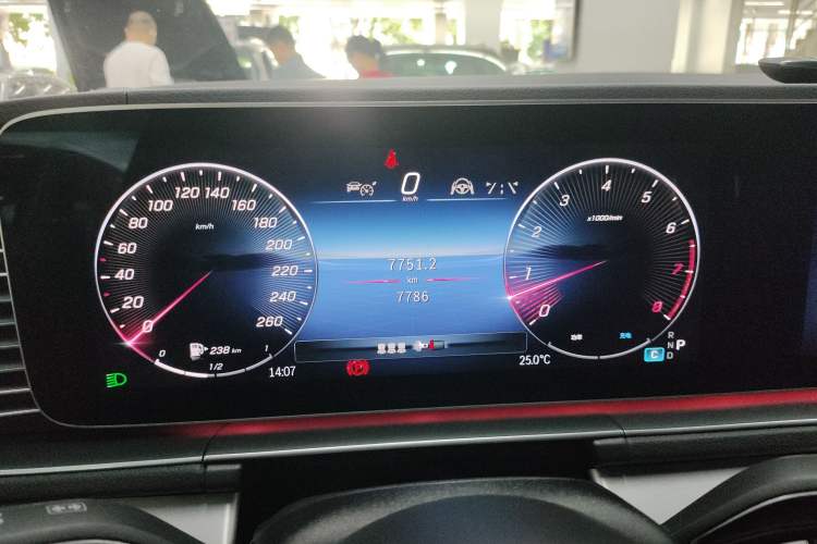 Used Mercedes-Benz GLE Coupe 2024 GLE 350 4MATIC Coupe SUV Luxury Model