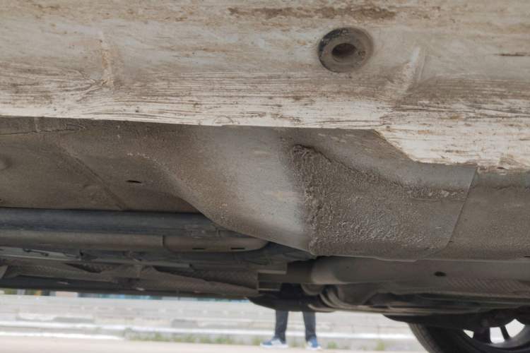 Used Dongfeng Aeolus Huge 2022 Mach Dual-Motor 1.5T MHD Dare-to-Dream Edition
