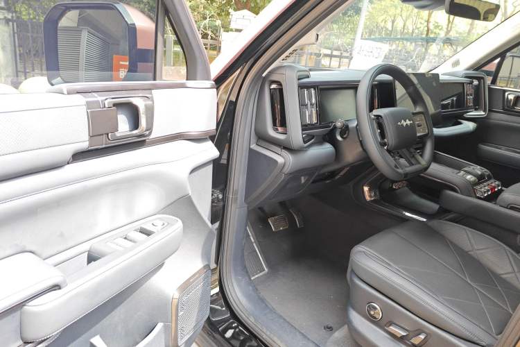 Used Formula Leopard Leopard 5 2025 TianShen Intelligent Driving Ultra Edition
