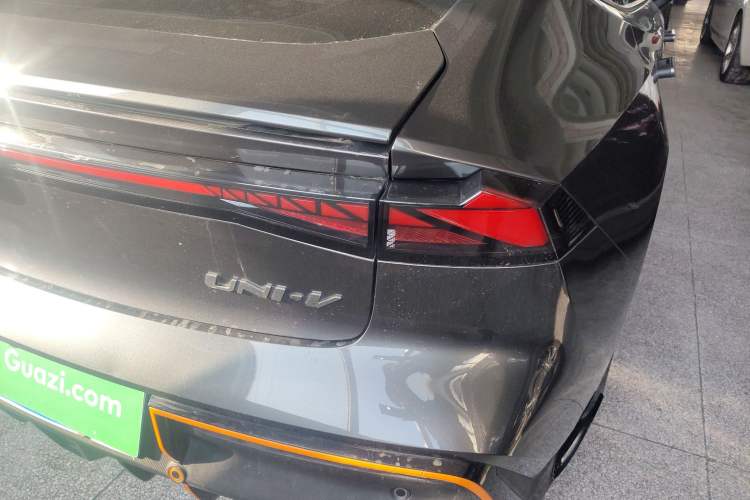 Used Changan UNI-V 2022 1.5T Sport Edition