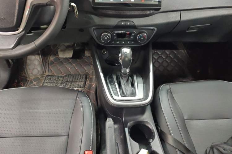 Used Ford Escort 2015 1.5L Automatic Fashion Model