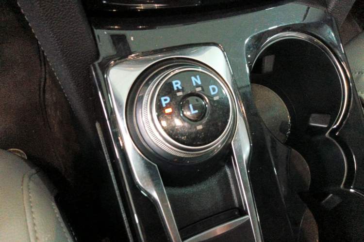 Used Ford Escape 2024 EcoBoost 245 Two-Wheel-Drive Titanium Edition