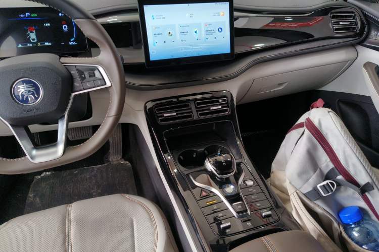 Used BYD Qin PLUS 2024 HONOR Edition DM-i 55KM Leading Model
