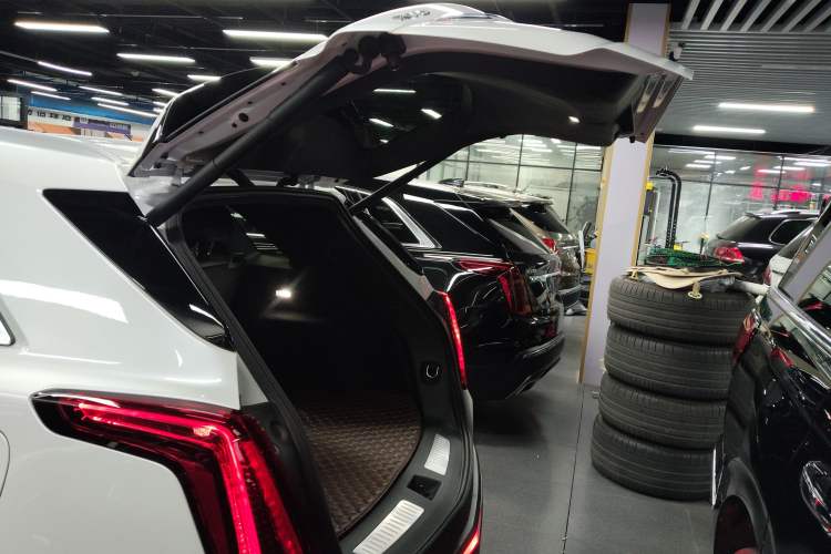 Used Cadillac XT5 2021 2.0T Two-Wheel Drive Luxury Version