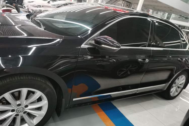 Used Volkswagen Passat 2017 330TSI DSG Luxury Edition
