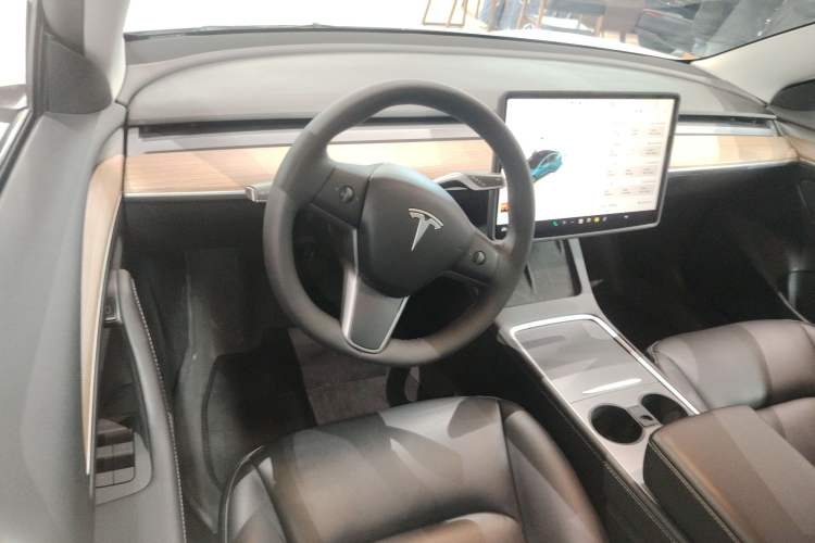 Used Tesla Model 3 2022 Rear-Wheel-Drive Version