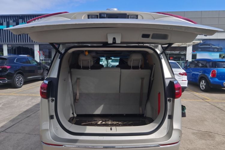 Used Buick GL8 2022 ES Landtrek 653T Comfort Edition
