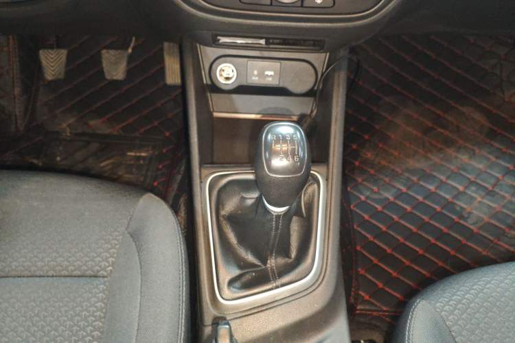 Used Hyundai Verna (new generation) 2016 1.4L Manual Cool Edition GLS