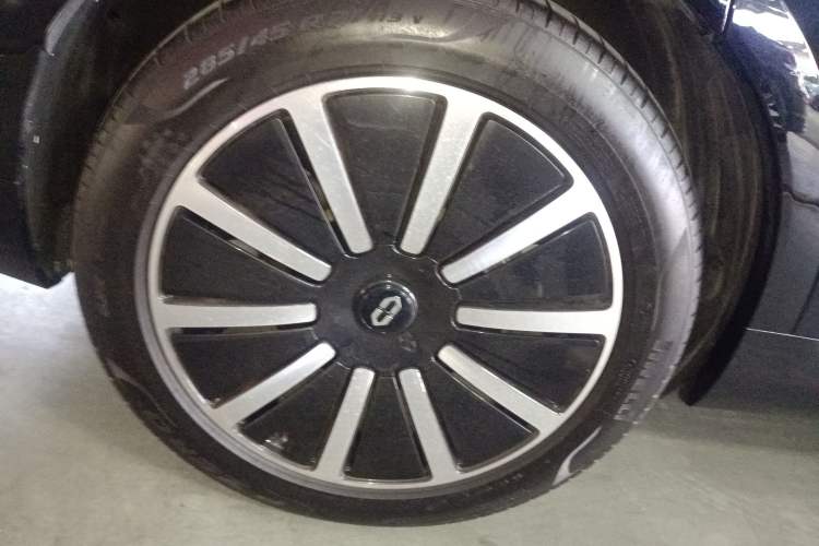 Used Hima AITO M9 2024 Range-Extended Max Edition 52 kWh 6-Seater Version
