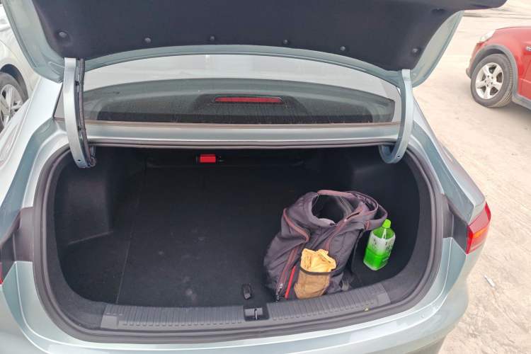 Used Roewe D6 2025 520km Smart Enjoyment Version
