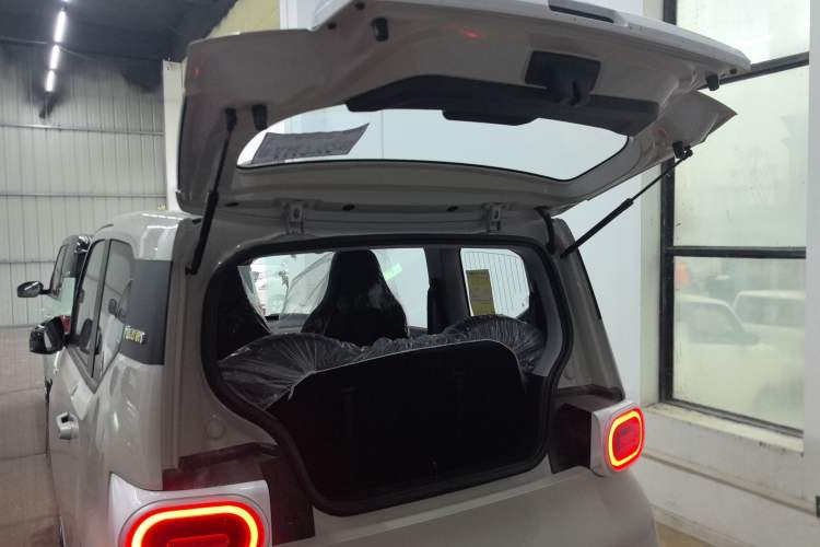 Used Wuling Hongguang MINIEV 2024 3rd Generation 215km Youth Edition