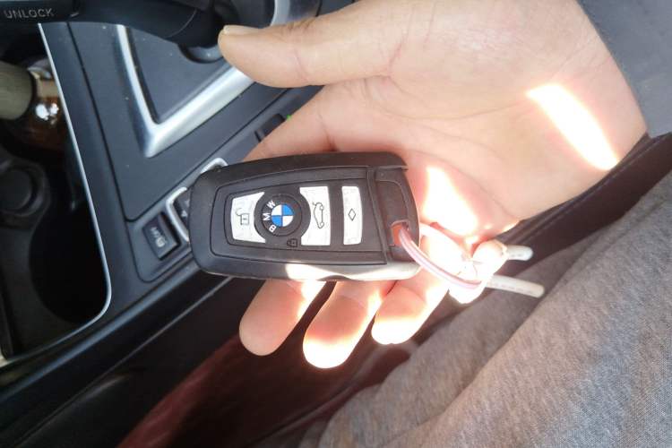 Used BMW 2 Series 2019 225i Convertible Coupe Luxury Edition M Sport Package
