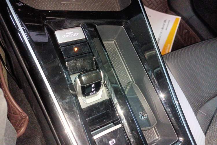 Used Volkswagen Lamando 2024 Lavida L 280TSI DSG Cool & Spicy Edition