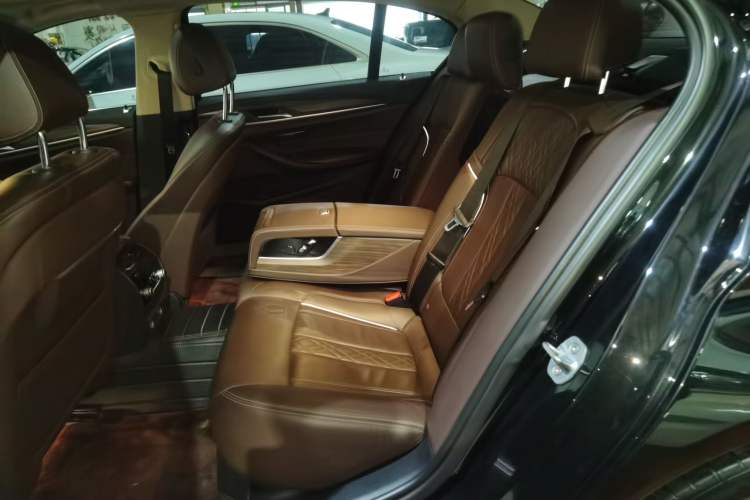 Used BMW 5 Series 2019 530Li Leading Model Luxury Package
